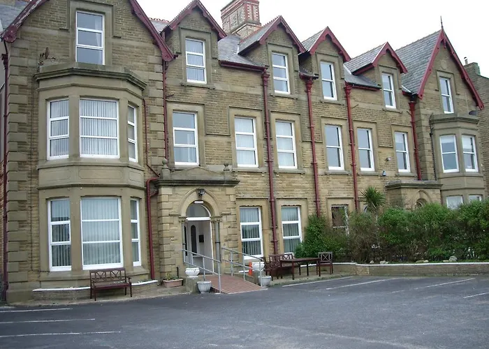Manhattan Lodge
